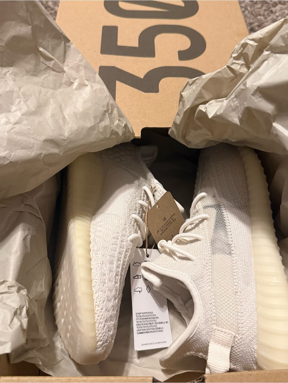 Adidas Yeezy Boost 350 V2 Kids - Bone - Picture 7 of 7
